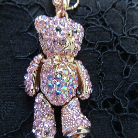 Off Park Collection Pink Crystal Rose Tone Teddy Bear Pendant w 18" Chain NEW - Picture 9 of 16